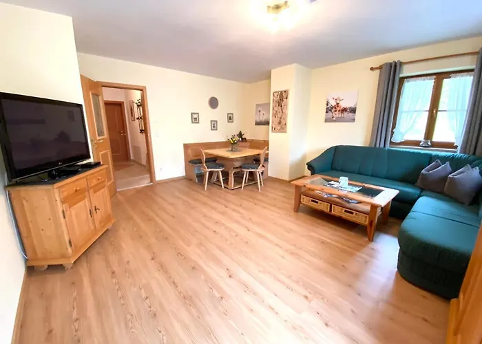 Gaestehaus Arnspitzblick 3*