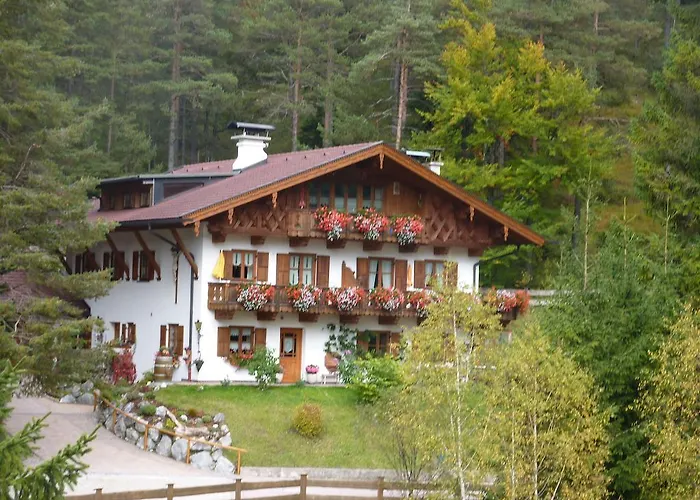 Pensión Gaestehaus Arnspitzblick Scharnitz