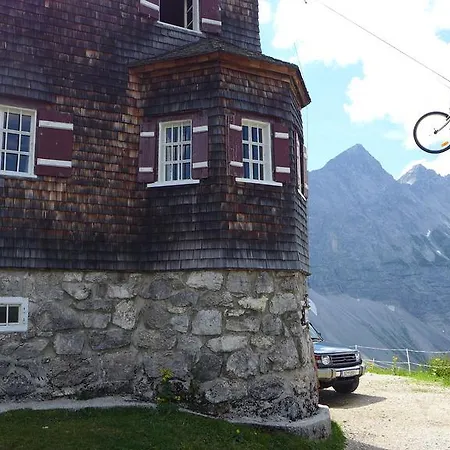 Gasthuis Gaestehaus Arnspitzblick Scharnitz