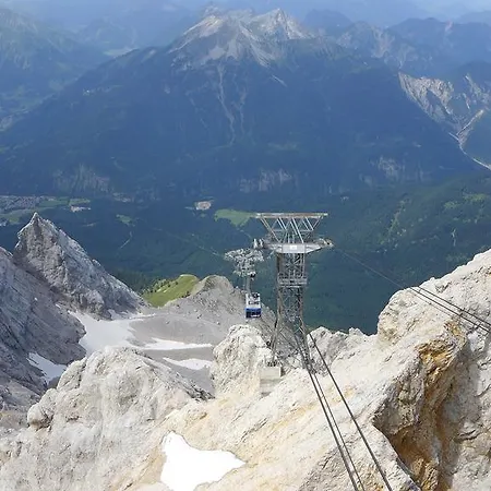 Gasthuis Gaestehaus Arnspitzblick 3*